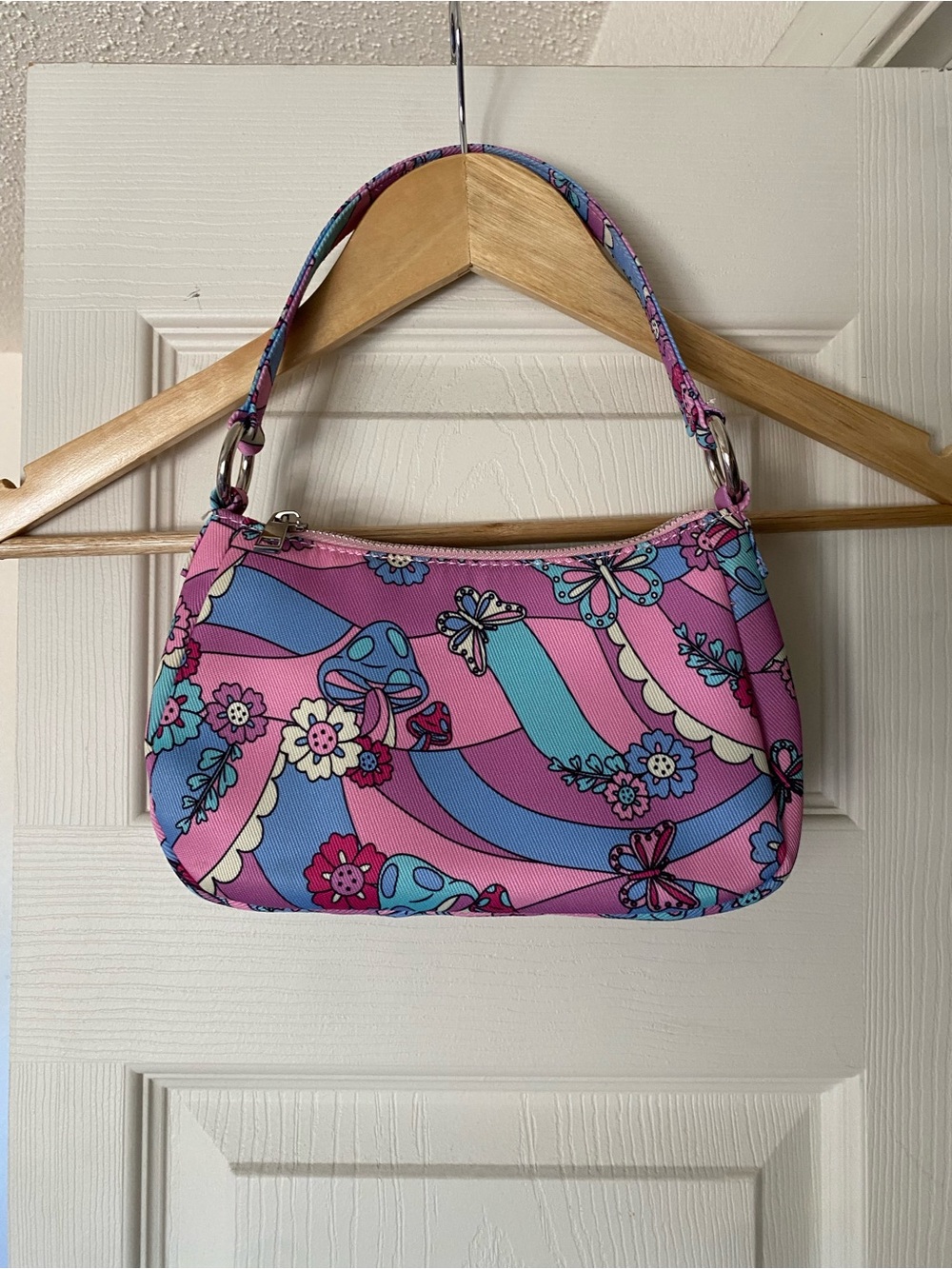 Dolls Kill Cutie Y2K Inspired Mushroom Purse
